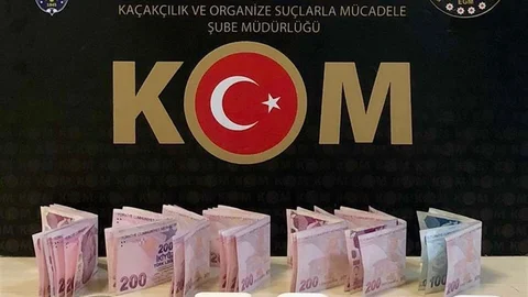 Kars'ta MTSK Sınavında Kopya Operasyonu