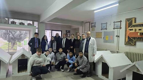 Edirne’de Meslek Liselerinden Hayvanlara Destek
