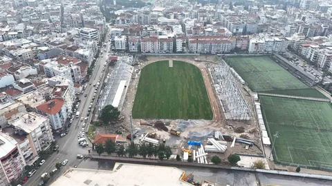 Aydın'da Yeni Stadyum Çim Serimi Gerçekleşti
