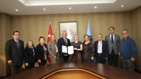 Akdeniz Üniversitesi'ne Anjiyografi Cihazı Bağışı