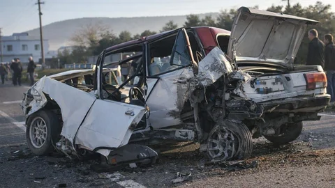 Milas'ta Zincirleme Trafik Kazası