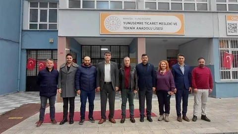 Eğitim Bir-Sen Yunusemre'de İstişare Toplantısı Düzenledi