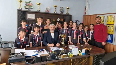 VAN'da Korfbol Şampiyonu Oldular