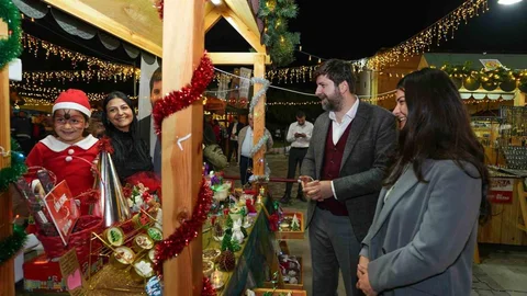 Tarsus’ta Yılbaşı Pazarları Açıldı