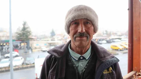 Nevşehir’de 9 Diliyle Dikkat Çekiyor