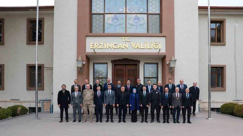 Erzincan'da Birim Amirleri Toplantısı Yapıldı