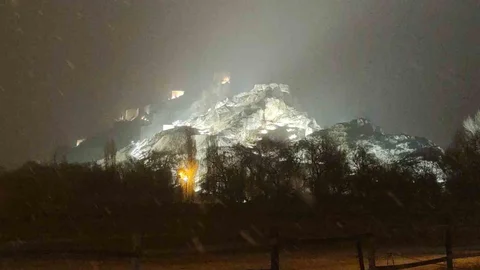 Van’da Kar Yağışı Şehri Beyaza Bürüdü