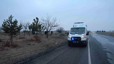 Nevşehir'de Hafif Ticari Araç Takla Attı