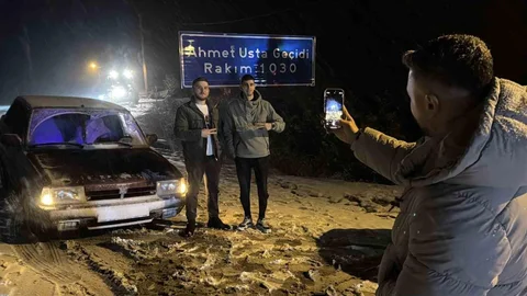 Karabük'te Kar Yağışı Keyifli Anlar Yaşatıyor