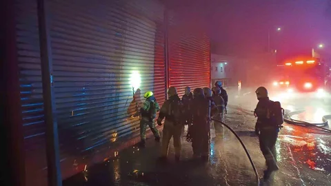 Bursa'da İş Yeri Yangını İki İşletmeyi Daha Etkiledi