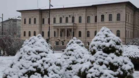 Sivas’ta Kar Yağışı Başladı