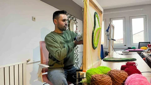 Eskişehir'de Halı Dokuma Atölyesi Açıldı