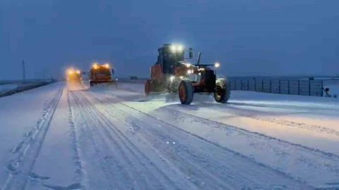 Aşkale'de Kar Temizleme Çalışmaları Başladı