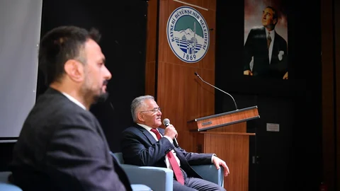 Kayseri'de Şehir Sohbetleri Programı Düzenlendi