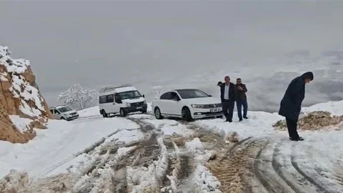 Siirt'te 45 Köy Yolu Kapandı