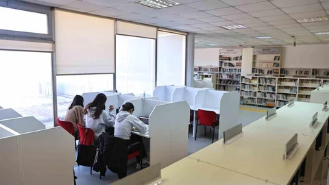 Antalya'da Kitap Bağışları Artıyor