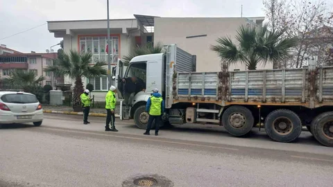 Balıkesir'de Ağır Araç Denetimleri Devam Ediyor