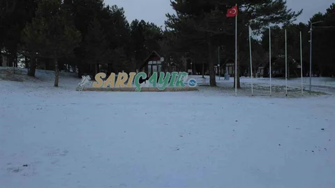 Manisa'da Kar Yağışı Görüldü