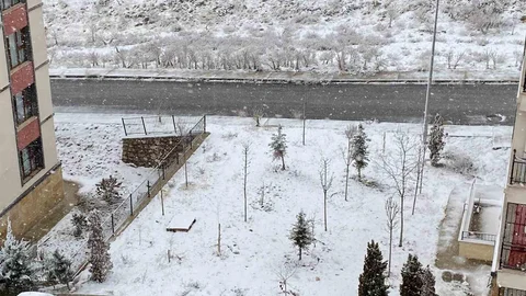 Elazığ'da Kar Yağışı Etkili Oluyor