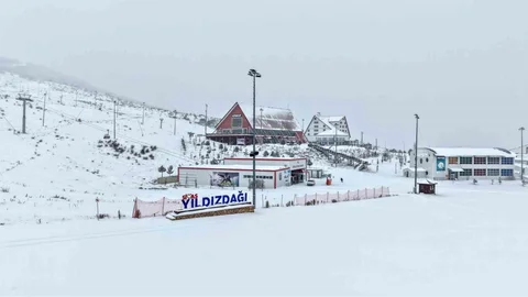 Sivas'ta Yıldız Dağı'nda Kar Kalınlığı 15 Santimetreye Ulaştı