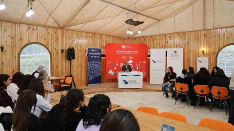 Mehmet Akif Düzce'de Konuşuldu