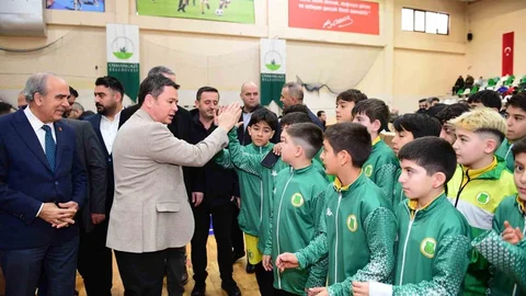 Osmangazi'de Amatör Spor Kulüplerine Destek