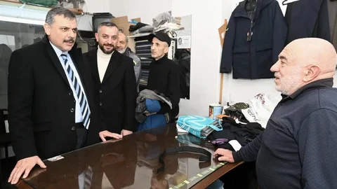 Erzurum'da Vali Çiftçi Esnafları Ziyaret Etti