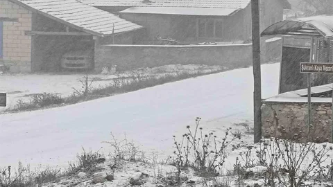 Eskişehir Kırsalı Karla Kaplandı