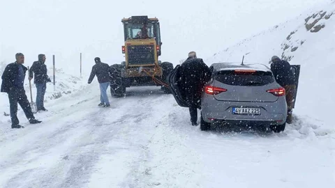 Muş’ta Hasköy-Mutki Karayolu Kapandı