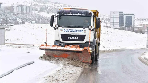 Malatya'da Karla Mücadele Çalışmaları