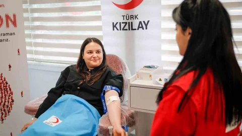 Türk Kızılay 2025'te 3 Milyon Ünite Kan Bağışı Hedefini Aştı