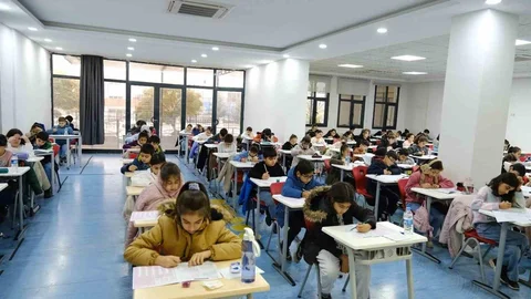 Diyarbakır'da Matematik Sınavına Yoğun İlgi