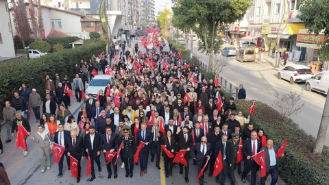 Tarsus’un 104. Kurtuluş Yıl Dönümü Coşkusu: Meydanlar Kuvayi Milliye Ruhuyla Doldu