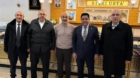 Sıtkı Usta'da Siyasi Ziyaretler Devam Ediyor