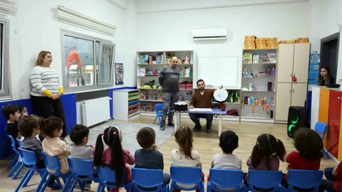 Aydın'da Öğrencilere Müzik Eğitimi Veriliyor