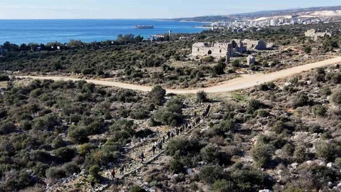 Tarihi Kilikya Yolu Yürüyüşü Mersin'de Gerçekleşti