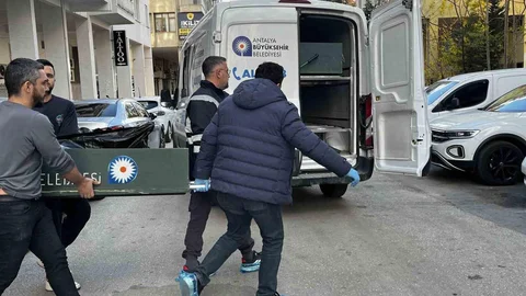 Antalya'da Yaşlı Kadının Ölümüyle İlgili Tutuklamalar