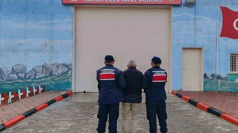 Afyonkarahisar'da Jandarma Operasyonu: 11 Tutuklama