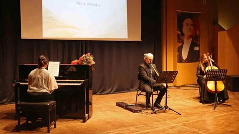 Zefir Zamanı Konseri Antalya'da Gerçekleşti