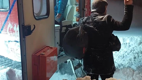 Kastamonu'da UMKE Ekipleri Mahsur Hastalara Yardım Etti