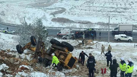 Şanlıurfa’da İş Makinesi Devrildi