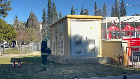 Menteşe'de Elektrik Trafosunda Yangın Çıkışı