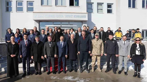 Erzincan'da Hükümlü Kadınların Eserleri Sergilendi