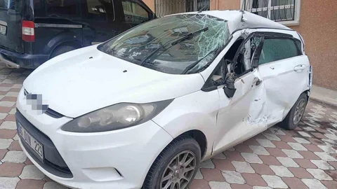 Ankara'da Tır Kazası: 4 Araç Hasar Gördü