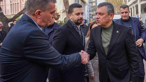 CHP Genel Başkanı Özel'den Taziye Ziyareti