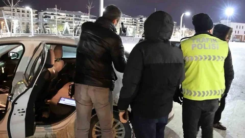 Drift Yapan İki Sürücüye 111 Bin Lira Ceza Kesildi