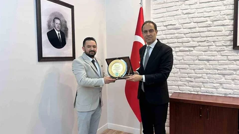 AKİB'den Sağlık Müdürü'ne Teşekkür Ziyareti