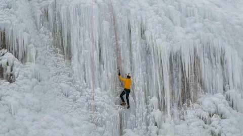 Palandöken'de Buz Tırmanışı Heyecanı