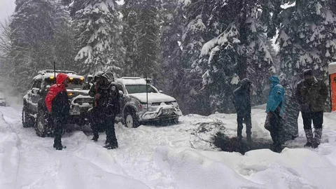 Karabük'te Mahsur Kalan 7 Kişi Kurtarıldı