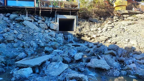 Adana'da Seyhan Nehri'nde Atık Su Sorunu